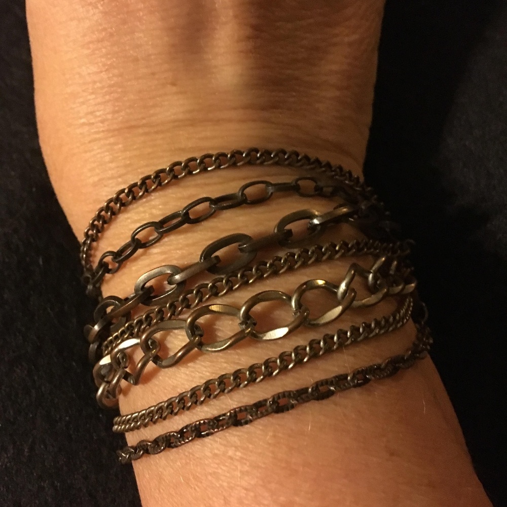 Gold/brown multi-chain bracelet